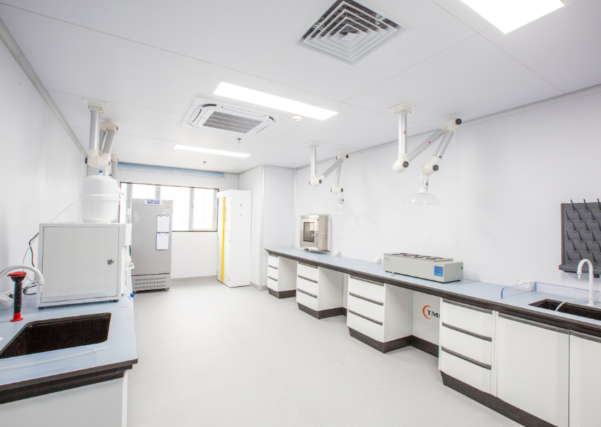 Laborat&oacute;rios e Alta Tecnologia